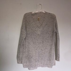 Size 8-10 comfy distressed-sweater